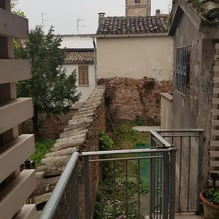 Nel Centro Storico I Mughetti *